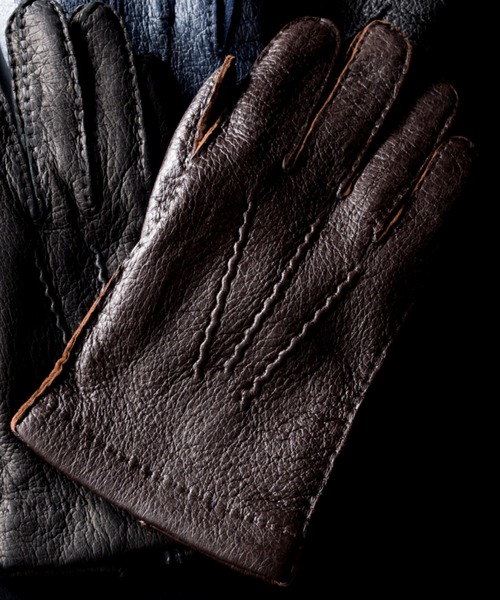 DENTS（デンツ）の「【ビームスの百名品】DENTS / アンライニング ペッカリーレザー グローブ（手袋・メンズ・ブラック/ブラウン/ライトブラウン・7.5inch/8inch/7inch）」の2枚目の写真