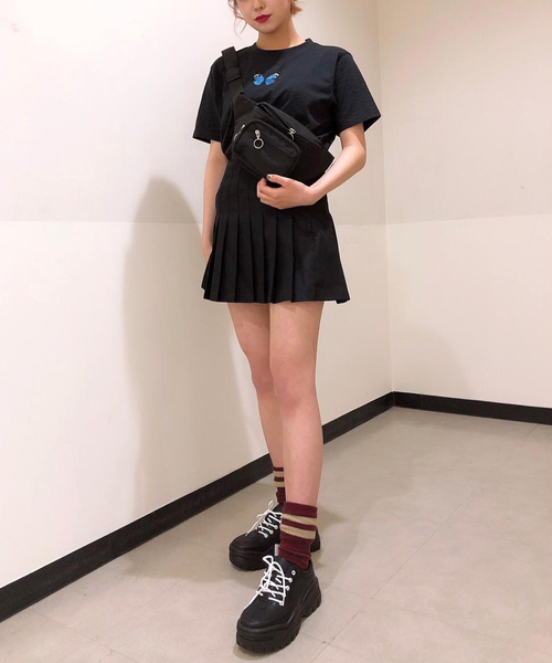 WEGO（ウィゴー）の「WEGO/プリーツミニスカート（スカート・レディース・ブラック/ベージュ・SMALL/LARGE/MEDIUM）」の18枚目の写真