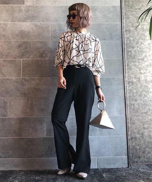 PAGEBOY（ページボーイ）の「チェーンプリントハイネックブラウス（シャツ/ブラウス・レディース・オフホワイト/ブラック・FREE）」の21枚目の写真