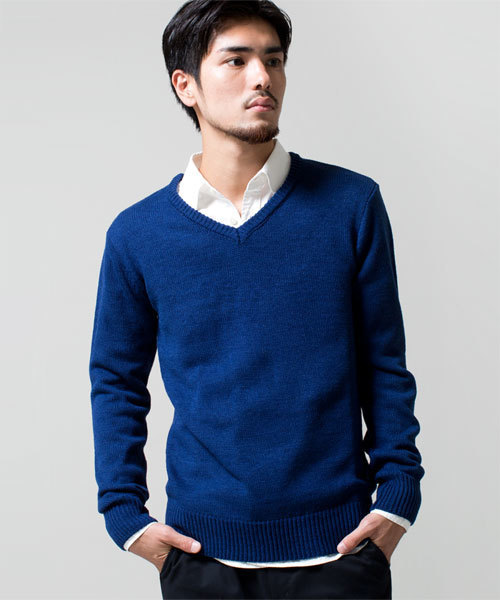 NANO universe(ナノユニバース)の「AKM×nano・universe/ V-Neck Knit(ニット/セーター・メンズ・ブラック/ダークグレー/ライトグレー/ダークブラウン/ベージュ/ダークグリーン/ブルー/ネイビー・SMALL/MEDIUM/LARGE/X-LARGE)」の8枚目の写真