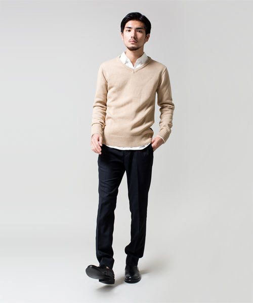 NANO universe(ナノユニバース)の「AKM×nano・universe/ V-Neck Knit(ニット/セーター・メンズ・ブラック/ダークグレー/ライトグレー/ダークブラウン/ベージュ/ダークグリーン/ブルー/ネイビー・SMALL/MEDIUM/LARGE/X-LARGE)」の16枚目の写真