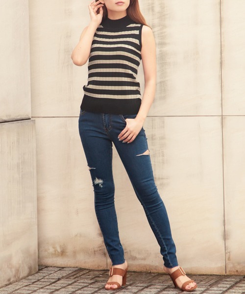 Julia Boutique(ジュリアブティック)の「ベーシックハイネックノースリーブリブニットトップス/510230(ニット/セーター・レディース・ホワイト/ブラック/グレー/ピンク/ネイビー/カーキ/ベージュ/ベージュ×ブラック/ブラウン/ミント/テラコッタ/ブルー/ボルドー・ONE)」の18枚目の写真