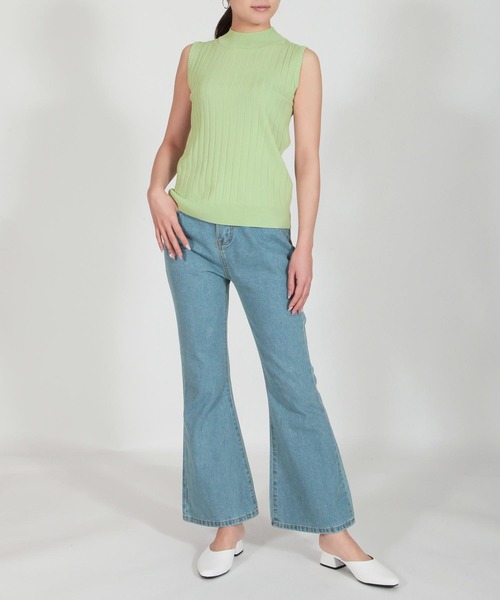 Julia Boutique(ジュリアブティック)の「ベーシックハイネックノースリーブリブニットトップス/510230(ニット/セーター・レディース・ホワイト/ブラック/グレー/ピンク/ネイビー/カーキ/ベージュ/ベージュ×ブラック/ブラウン/ミント/テラコッタ/ブルー/ボルドー・ONE)」の15枚目の写真