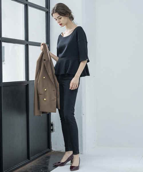 Emma Taylor（エマテイラー）の「リブジャジーぺプラムプルオーバー（ニット/セーター・レディース・ブラック/オフホワイト・FREE）」の3枚目の写真