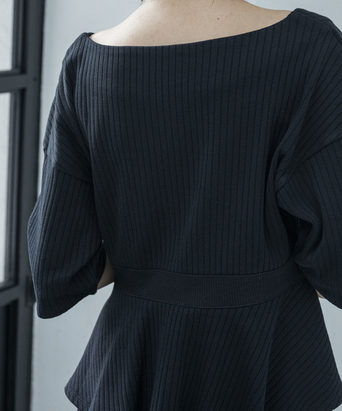 Emma Taylor（エマテイラー）の「リブジャジーぺプラムプルオーバー（ニット/セーター・レディース・ブラック/オフホワイト・FREE）」の4枚目の写真