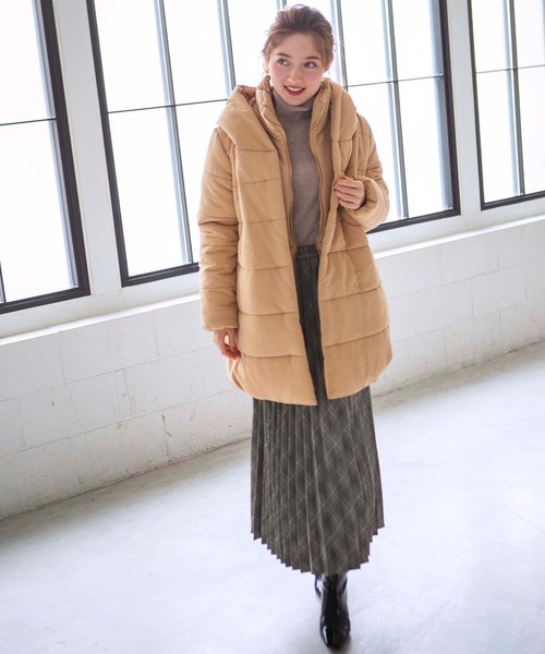 GeeRA(ジーラ)の「ダブルカラー中わたミディコート(その他アウター・レディース・ブラック/ベージュ・MEDIUM)」の13枚目の写真