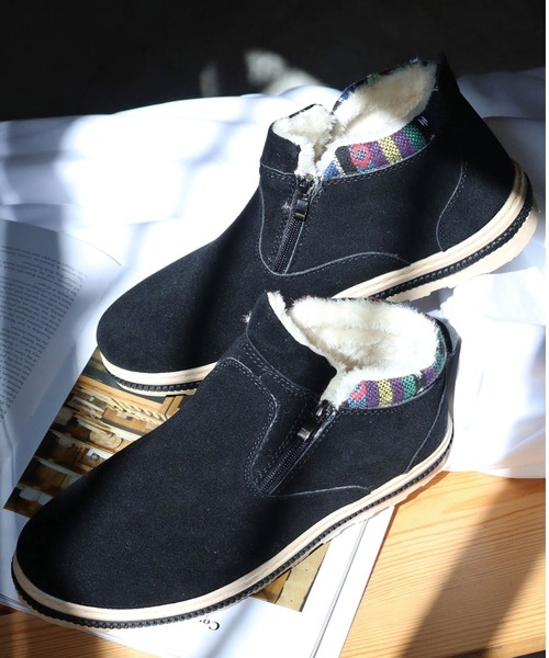 AAA+（サンエープラス）の「AAA+ / ふわふわボアが暖かいダブルジップムートンブーツ(2381)（ブーツ・レディース・ブラック/ネイビー/ブラウン/グレー/ベージュ/ダークブラウン/カーキ・38/39/41/42/43/36/37/44/46/40/45）」の2枚目の写真