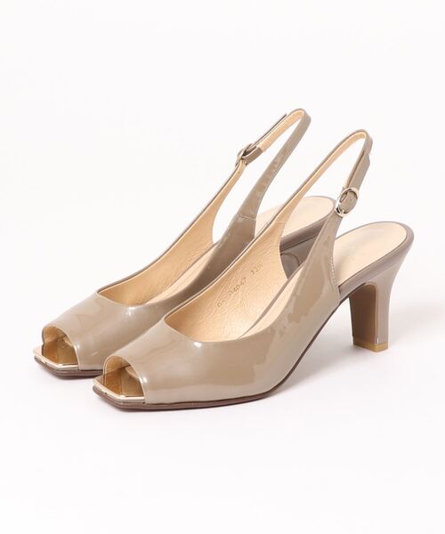 Riz raffinee（リズラフィーネ）の「スクエアカットバックベルトサンダル（サンダル・レディース・グレイッシュベージュ/ライトブラック/その他20/ベージュ×ブラック/ヘザーグレー/ブラック系その他2/スモーク/チャコールグレー/ミックスグレー/ウッドランド/オフホワイト・23cm/23.5cm/24cm/22.5cm/24.5cm/22cm）」の8枚目の写真