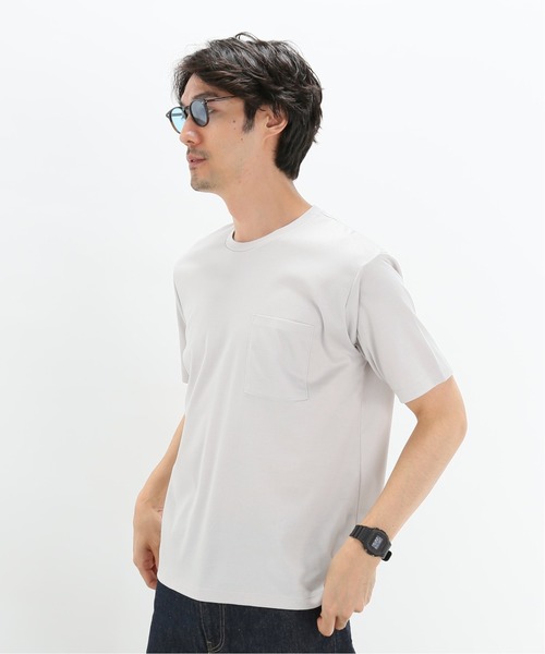 EDIFICE（エディフィス）の「FUNCTIONAL スムース コットン クルーネックTシャツ（Tシャツ/カットソー・メンズ・ホワイト×ホワイト/ベージュ系その他/ネイビー/サックスブルー/ブルー/アーミー・LARGE/MEDIUM/SMALL/X-LARGE）」の2枚目の写真