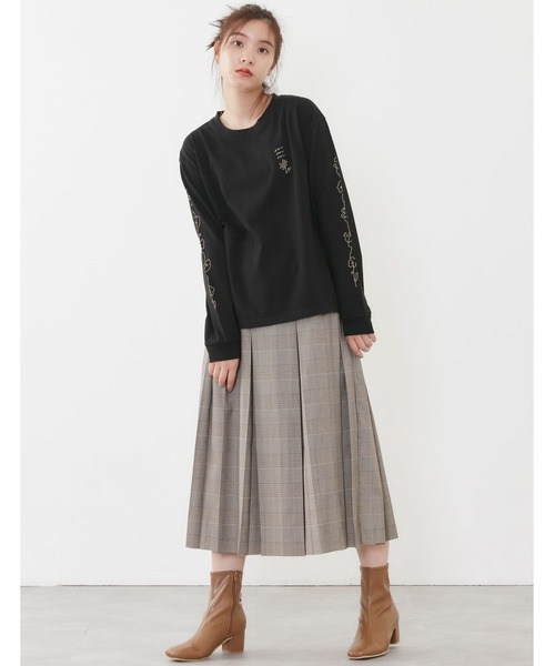 POU DOU DOU(プードゥドゥ)の「スクエアトゥヒールショートブーツ(ブーツ・レディース・ブラック/ブラウン・4/3)」の5枚目の写真