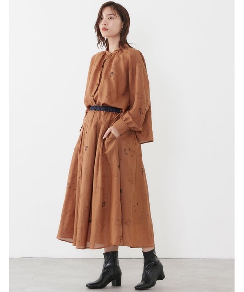 POU DOU DOU(プードゥドゥ)の「スクエアトゥヒールショートブーツ(ブーツ・レディース・ブラック/ブラウン・4/3)」の10枚目の写真