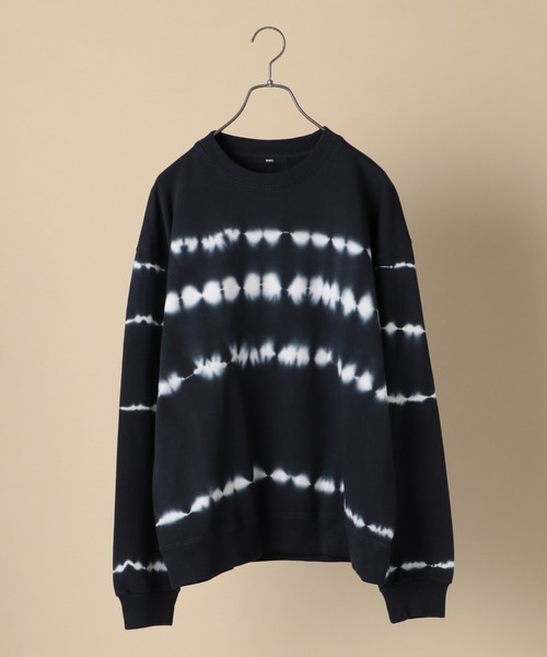 SHIPS(シップス)の「【WEB限定】SHIPS: ビッグシルエット タイダイ クルーネック スウェット(スウェット・メンズ・ブラック/ライトグレー/ベージュ/ブラウン・SMALL/MEDIUM/LARGE/X-LARGE)」の2枚目の写真