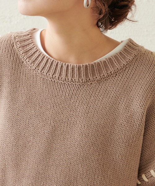 natural couture（ナチュラルクチュール）の「【WEB限定カラー有り】ハンドステッチアクセントニット（ニット/セーター・レディース・アイボリー/モカ/カーキ/ラベンダー・FREE）」の8枚目の写真