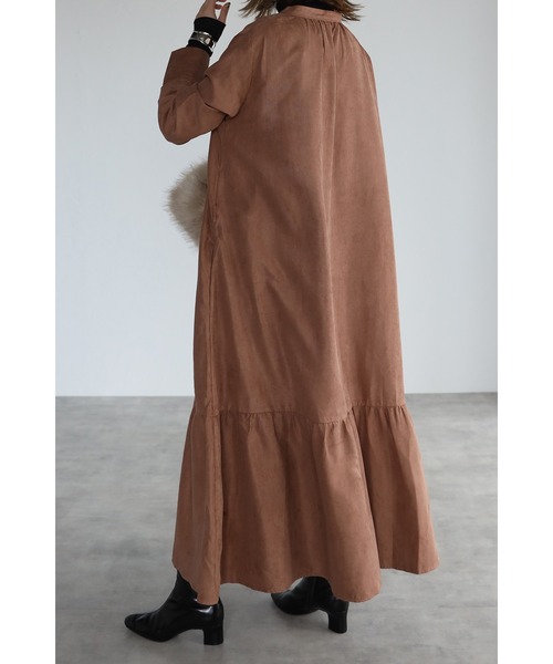 Bonjour Sagan（ボンジュールサガン）の「前後2way バンドカラーティアードワンピース（シャツワンピース・レディース・チャコールグレー/ブラック/ベージュ/ブラウン・FREE）」の8枚目の写真