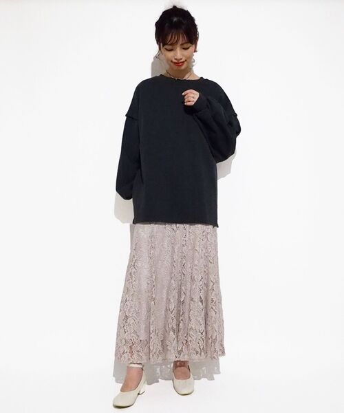 MAJESTIC LEGON(マジェスティックレゴン)の「2wayロングスウェット(スウェット・レディース・ベージュ/ブラック/アイボリー/ピンクベージュ・SMALL/MEDIUM)」の13枚目の写真