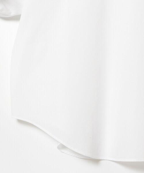 Ray BEAMS(レイビームス)の「MIYAO × Ray BEAMS / 別注 タックカラー ハーフスリーブ ブラウス(シャツ/ブラウス・レディース・ホワイト/ブラック・ONE SIZE)」の6枚目の写真