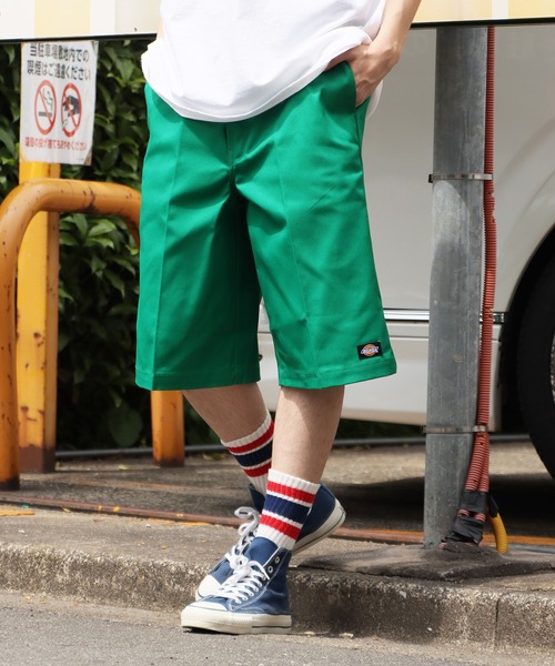 Dickies(ディッキーズ)の「Dickies/ディッキーズ 13インチポケットワークショーツ shorts チノパンツ スケーターショーツ ハーフパンツ カラーパンツ 2026年春夏(チノパンツ・メンズ・ブラウン/レッド/カーキ/ホワイト/ネイビー/ダークネイビー/チャコール/ベージュ/ブラック/ブルー/ピンク/ライトイエロー/オレンジ/パープル/グリーン/ライトグリーン/ライトブルー/ダークグリーン/イエロー/グレー・34inch/36inch/30inch/28inch/26inch/32inch/30 inch)」の9枚目の写真