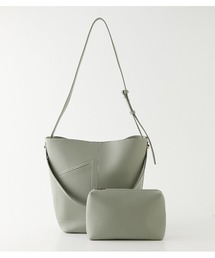 Azul By Moussy アズールバイマウジーのトートバッグ通販 Zozotown Azul By Moussy アズールバイマウジーのトートバッグ通販 Zozotown