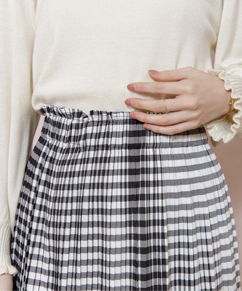 flower（フラワー）の「フレアプリーツスカート（スカート・レディース・ブラック/アイボリー・FREE）」の9枚目の写真