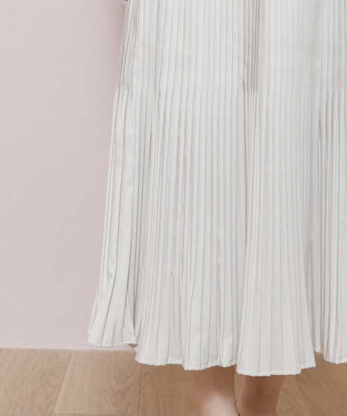 flower（フラワー）の「フレアプリーツスカート（スカート・レディース・ブラック/アイボリー・FREE）」の15枚目の写真