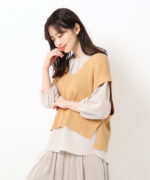 THE SHOP TK （ザ ショップ ティーケー ）の「◆ニットショートベスト（ベスト・レディース・ライトベージュ/オリーブ/ブラック・12/13）」の1枚目の写真