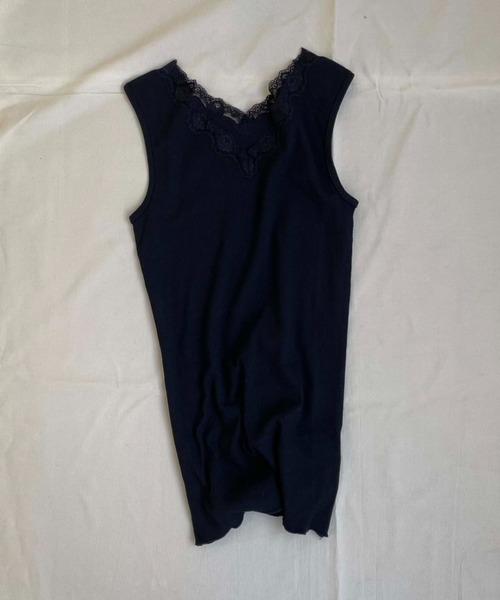 Doux archives（ドゥアルシーヴ）の「テレコレースキャミソール（キャミソール・レディース・グレイッシュベージュ/オフホワイト/ブラック/杢グレー・MEDIUM）」の2枚目の写真