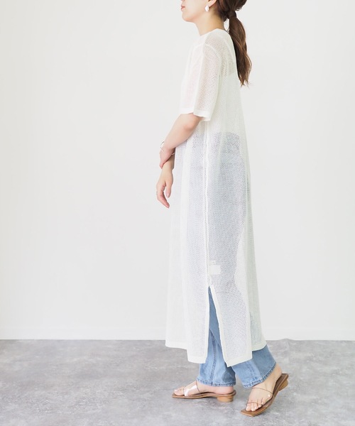 Riberry（リベリー）の「メッシュ編み半袖ニットワンピース（ワンピース・レディース・ブラック/ベージュ/オフホワイト/カーキ・MEDIUM）」の5枚目の写真