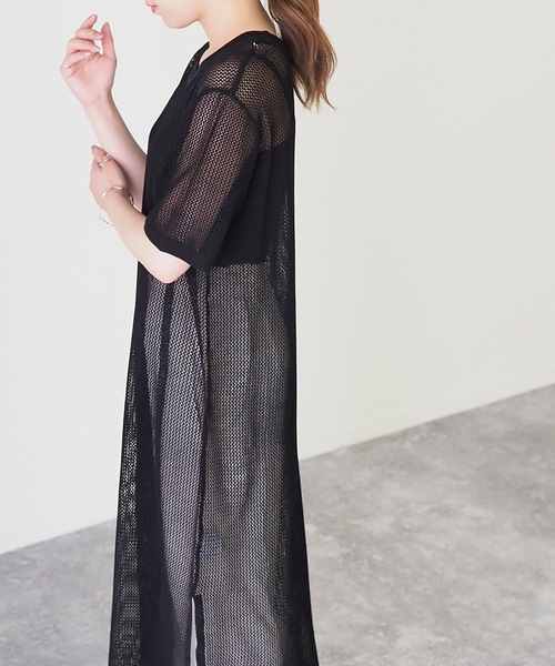 Riberry（リベリー）の「メッシュ編み半袖ニットワンピース（ワンピース・レディース・ブラック/ベージュ/オフホワイト/カーキ・MEDIUM）」の9枚目の写真