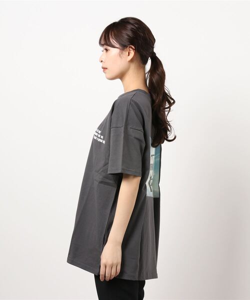 anap mimpi（アナップミンピ）の「【UNISEX対応】サーフィングフォトビッグTシャツ（Tシャツ/カットソー・レディース・ダークグレー/ホワイト/パープル・FREE）」の16枚目の写真