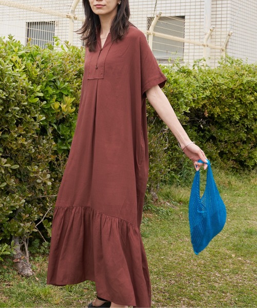 Auntie Rosa Holiday（アンティローザホリデー）の「ティアードカフタンワンピース（ワンピース・レディース・ブラック/グリーン/ナチュラル/ブラウン/ピンク・FREE）」の9枚目の写真