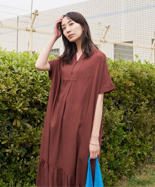 Auntie Rosa Holiday（アンティローザホリデー）の「ティアードカフタンワンピース（ワンピース・レディース・ブラック/グリーン/ナチュラル/ブラウン/ピンク・FREE）」の10枚目の写真