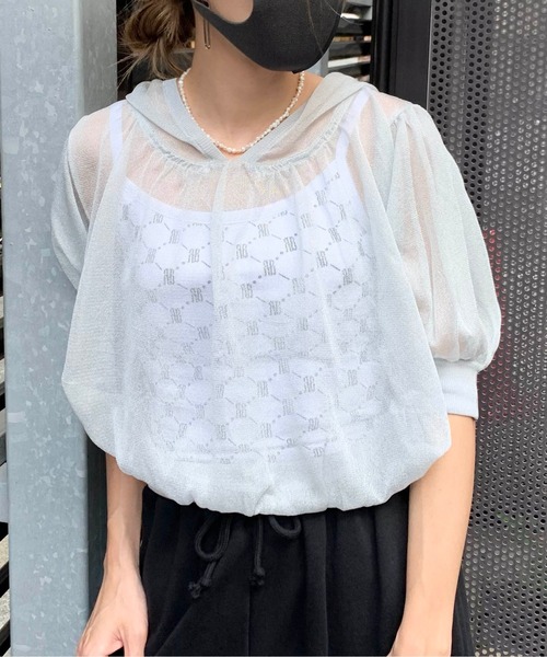 RASVOA（ラスボア）の「パフスリーブシアートップス（パーカー・レディース・ブラック/グレー/オフホワイト/グレイッシュベージュ・FREE）」の22枚目の写真