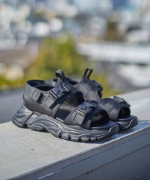 ボリューム ソール ストラップ サンダル（ソックス付）