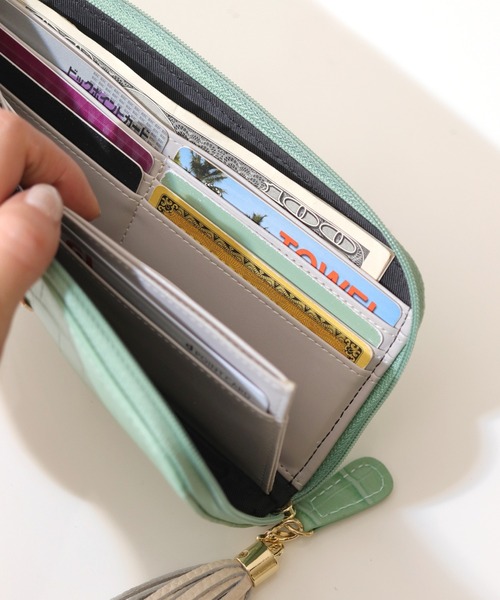 florist(フローリスト)の「【FLORGE】パステル&ビビットクロコダイル柄型押しレザーL字ウォレット(財布・レディース・グレー/レッド/イエロー/ライトグレー/グリーン/ライトグリーン/オレンジ/ライトブルー/ライトベージュ/ピンク/ブラウン/ブラック・FREE)」の22枚目の写真