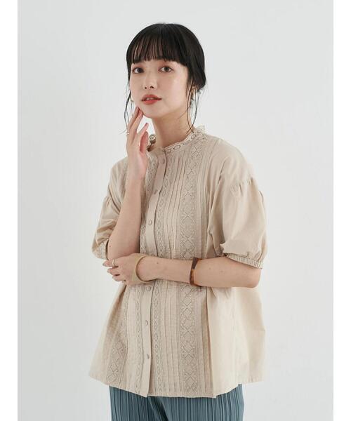 earth music&ecology（アースミュージックアンドエコロジー）の「ピンタックレースシャツ ＊（シャツ/ブラウス・レディース・ネイビー/サックスブルー/アイボリー/ラベンダー/ベージュ/イエロー・FREE）」の9枚目の写真