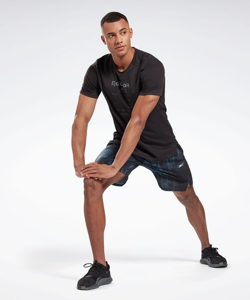 Reebok(リーボック)の「スピードウィック グラフィック ムーブ Tシャツ / Speedwick Graphic Move T-Shirt(Tシャツ/カットソー・メンズ・ベージュ/ブラック・XX-LARGE/MEDIUM/X-SMALL/X-LARGE/SMALL/LARGE/XXX-LARGE)」の10枚目の写真