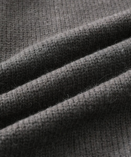 ADAM ET ROPE'(アダムエロペ)の「タートルバックスリットニットワンピース(ワンピース・レディース・チャコールグレー/ブラウン系その他2/ベージュ/ネイビー・FREE)」の19枚目の写真