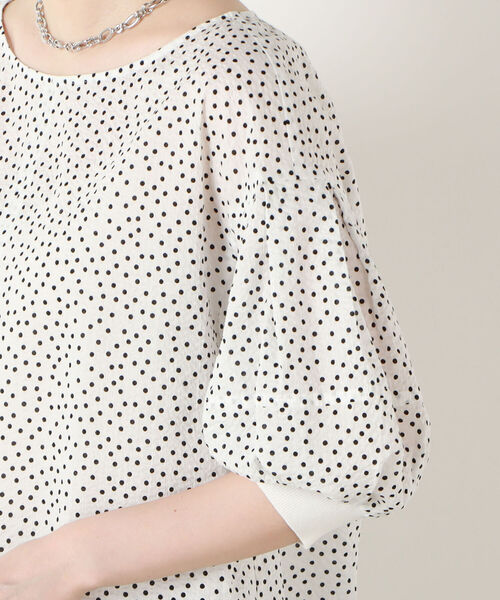 NOLLEY’S（ノーリーズ）の「ミラクルウェーブ5分袖ブラウス（シャツ/ブラウス・レディース・ホワイト系その他4/ブラック/ブルー系その他7/ライトグリーン/ラベンダー/ベビーピンク/サックスブルー/チャコールグレー・38）」の13枚目の写真