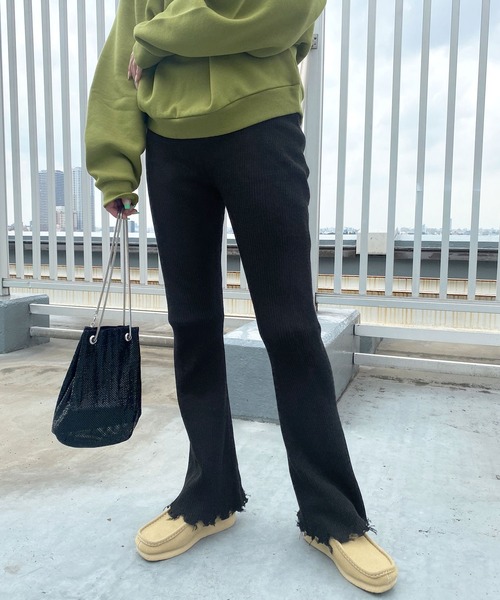 Snap club(スナップクラブ)の「【Snap club】ダメージリブニットフレアパンツ(その他パンツ・レディース・ブラック/レッド/オレンジ/グリーン/オフホワイト/チャコールグレー/ピンク/ブルー・FREE)」の9枚目の写真