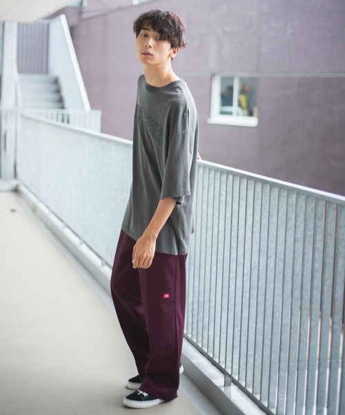 Dickies（ディッキーズ）の「∴WEGO/別注 Dickiesダブルニーワークパンツ（カーゴパンツ・メンズ・ダークグリーン/ベージュ/ワイン・MEDIUM/LARGE）」の12枚目の写真