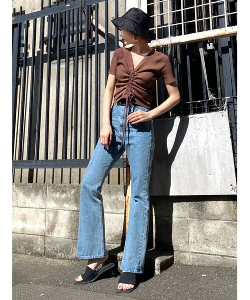 EMODA（エモダ）の「バンドプレートサンダル（サンダル・レディース・ブラック/アイボリー・SMALL/MEDIUM/LARGE）」の10枚目の写真