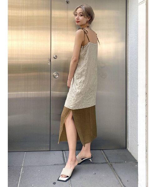 EMODA（エモダ）の「バンドプレートサンダル（サンダル・レディース・ブラック/アイボリー・SMALL/MEDIUM/LARGE）」の15枚目の写真