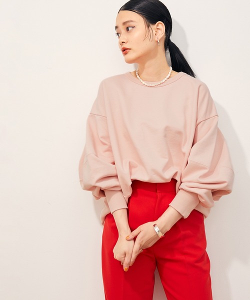 ADAM ET ROPE'(アダムエロペ)の「コクーン裏毛プルオーバー(Tシャツ/カットソー・レディース・ブラック/ダークブラウン/クリーム/ピンク系その他2・FREE)」の4枚目の写真