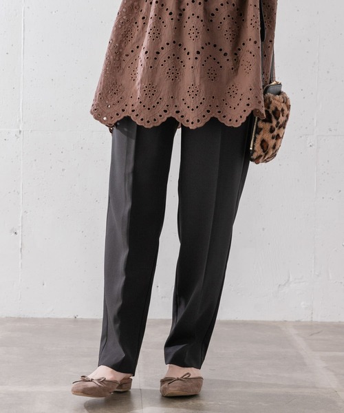 URBAN RESEARCH Sonny Label（アーバンリサーチサニーレーベル）の「ハイウエストテーパードカラーパンツ（その他パンツ・レディース・ブラック/ミント/ピンク・36/38）」の2枚目の写真