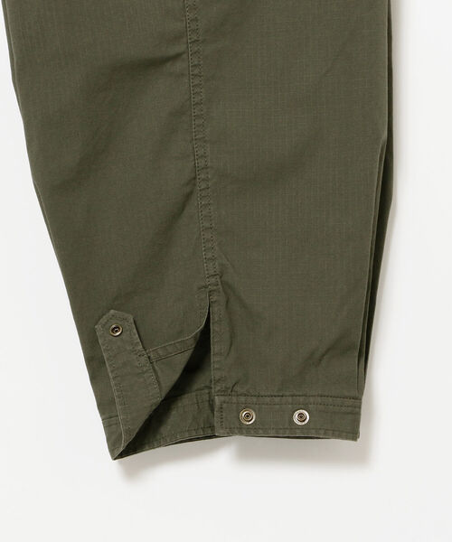 BEAMS（ビームス）の「BEAMS / バルーン イージー カーゴパンツ（カーゴパンツ・メンズ・ブラック/オリーブ・SMALL/LARGE/X-LARGE/MEDIUM）」の19枚目の写真