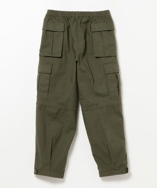 BEAMS（ビームス）の「BEAMS / バルーン イージー カーゴパンツ（カーゴパンツ・メンズ・ブラック/オリーブ・SMALL/LARGE/X-LARGE/MEDIUM）」の20枚目の写真