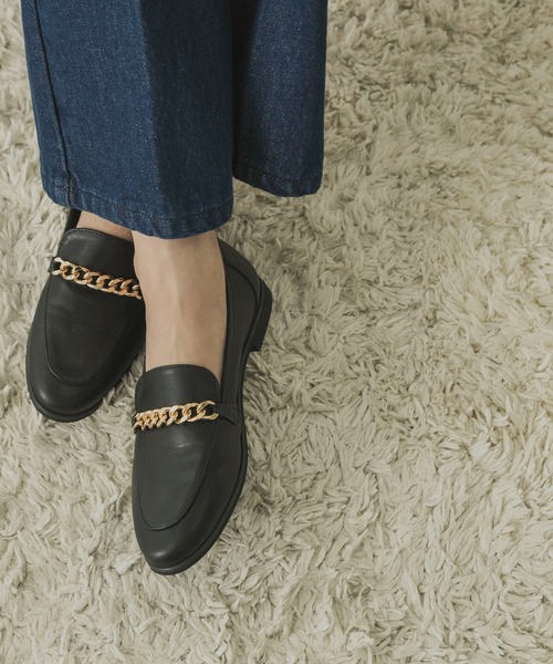 URBAN RESEARCH（アーバンリサーチ）の「チェーンローファー（ローファー・レディース・ブラック/ダークブラウン・38/36/37）」の2枚目の写真