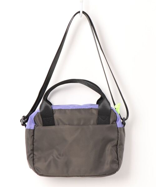 moz（モズ）の「mozコラボ ボックスショルダーバッグ【moz×チチカカ】（ショルダーバッグ・レディース・ブラック/ベージュ・FREE）」の3枚目の写真