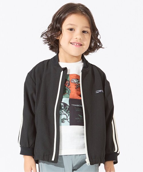 BREEZE(ブリーズ)の「/ラインブルゾン(ブルゾン・キッズ・ブラック/キャメル・120/130/100/90/150/110/140)」の2枚目の写真