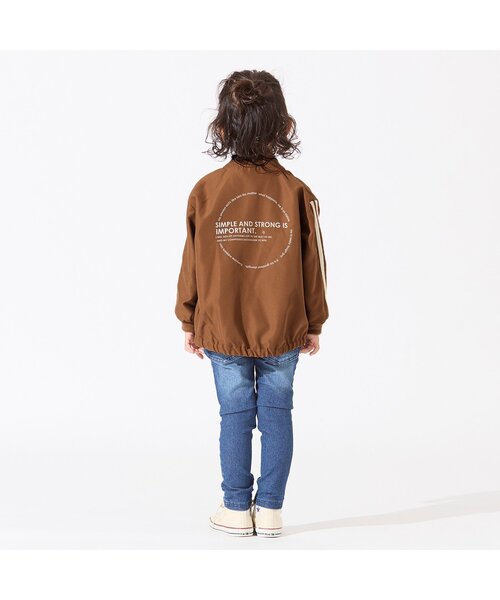 BREEZE(ブリーズ)の「/ラインブルゾン(ブルゾン・キッズ・ブラック/キャメル・120/130/100/90/150/110/140)」の6枚目の写真